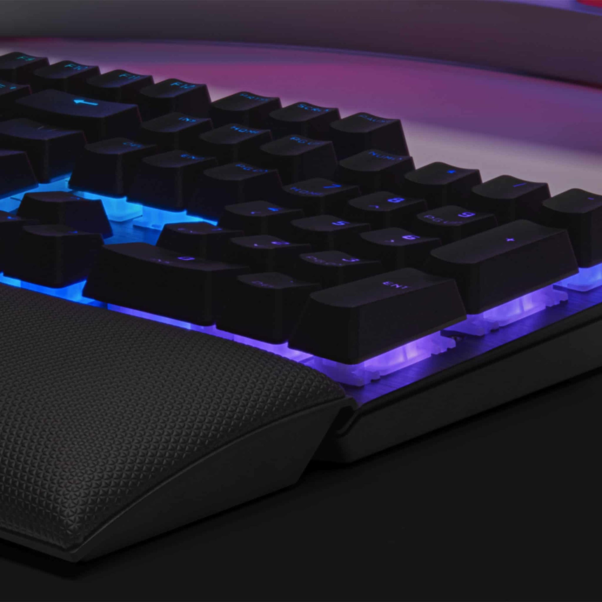 Corsair K60 RGB PRO SE Mechanical Gaming Keyboard