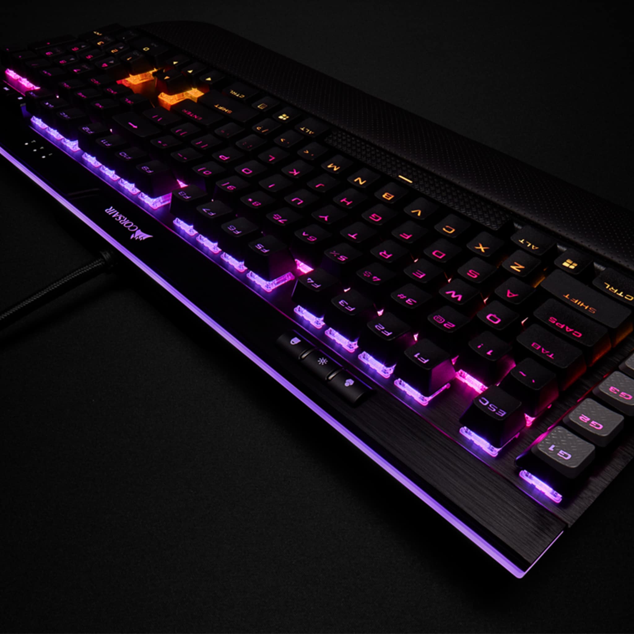 Corsair K95 RGB PLATINUM XT Black Mechanical Gaming Keyboard - Cherry MX Brown