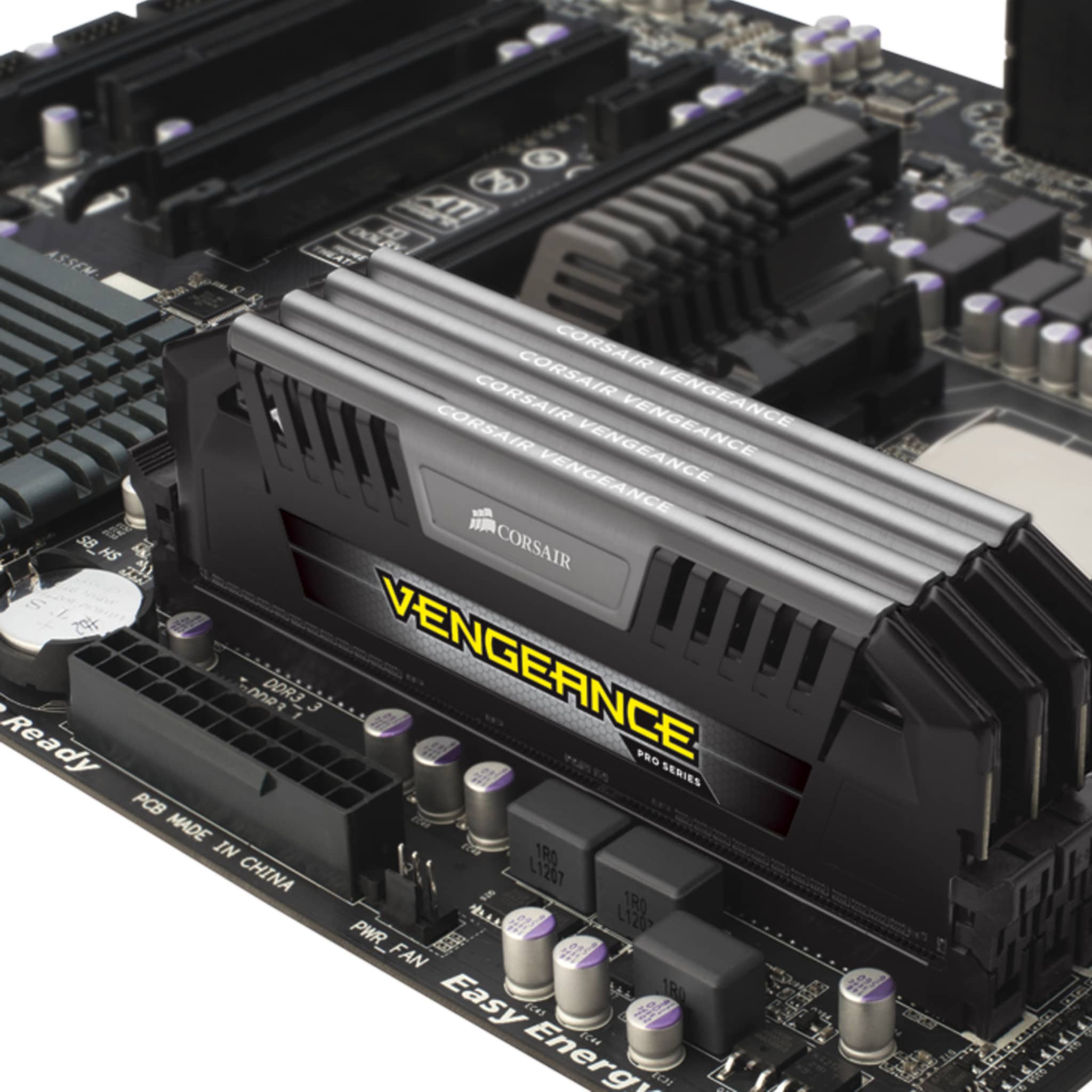 Corsair Vengeance Pro 32GB Kit (4x8GB) DDR3 1600MHz C9 Silver Desktop Gaming Memory CMY32GX3M4A1600C9