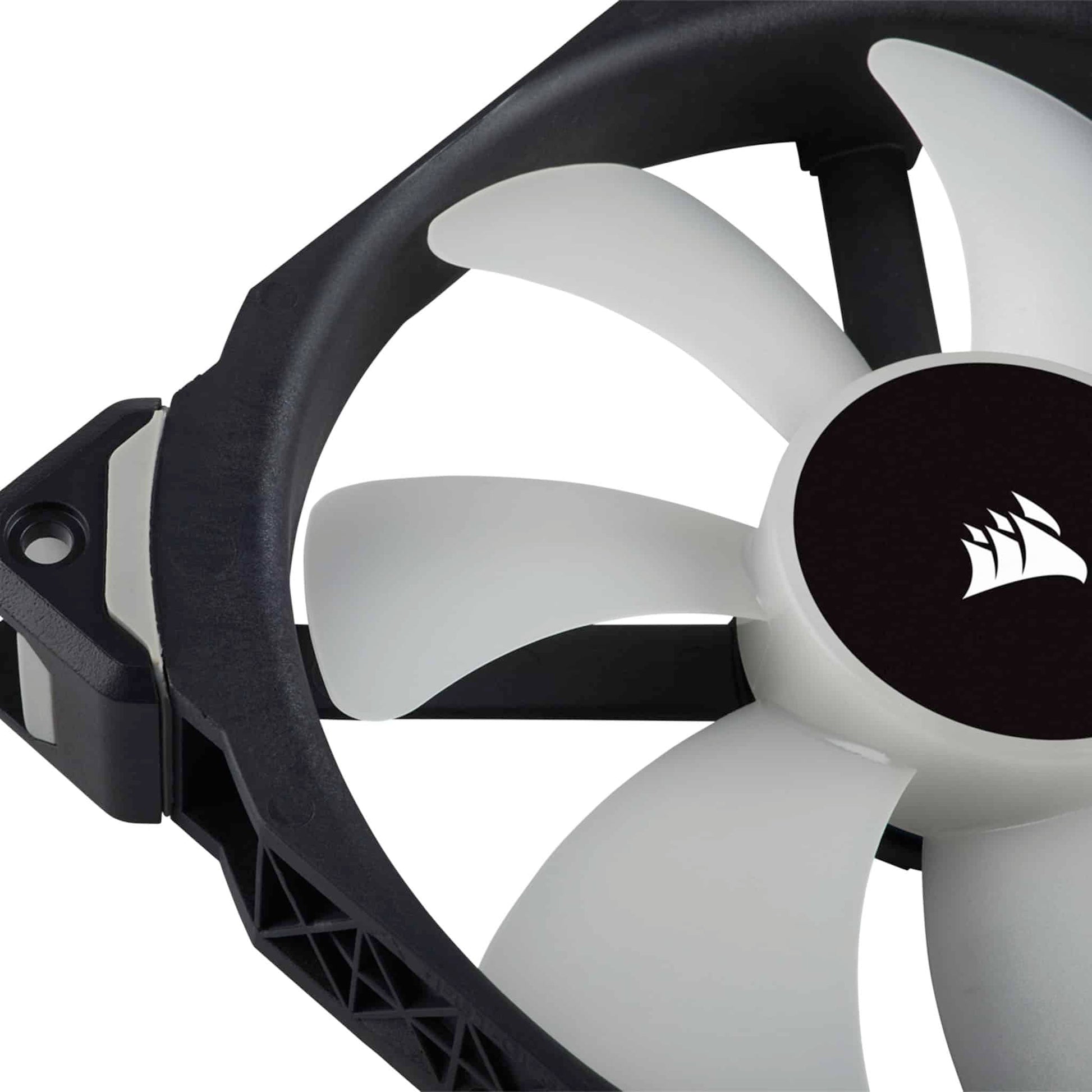 Corsair ML140 PRO RGB LED 140mm PWM Premium Magnetic Levitation Fan