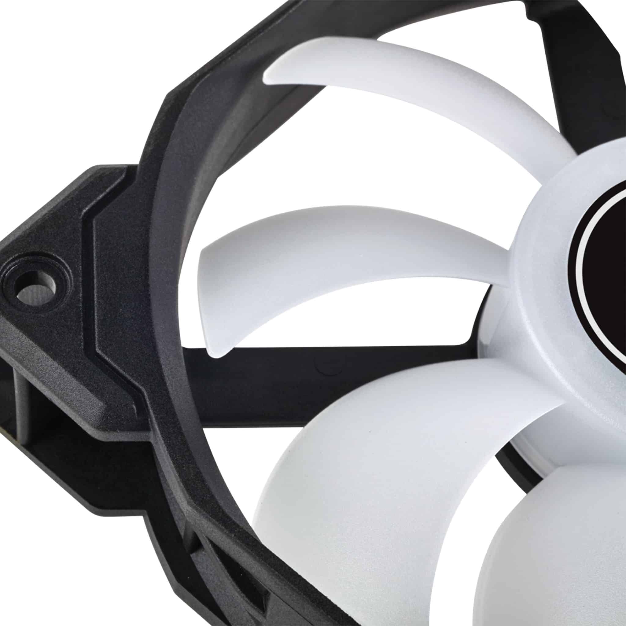 Corsair Air Series AF140 White LED 140mm Fan