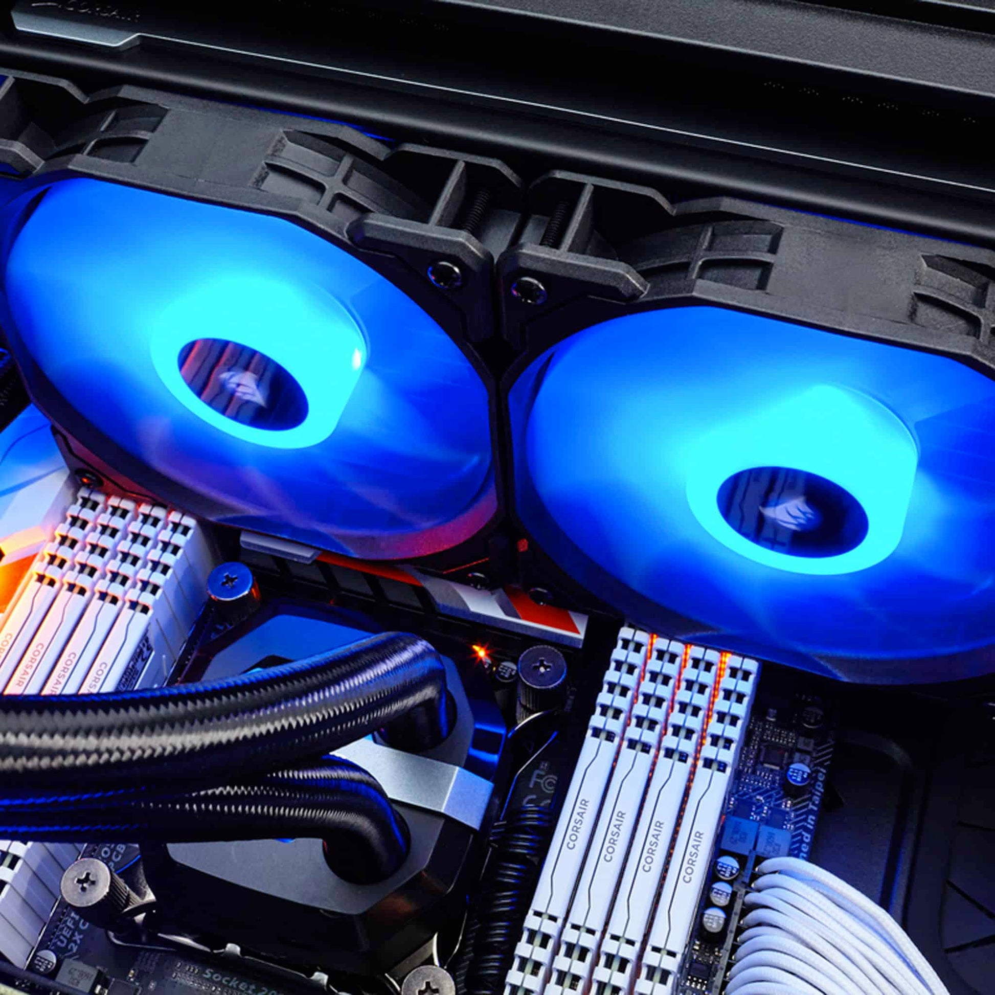 Corsair Air Series AF140 Blue LED 140mm Fan – 2 Pack