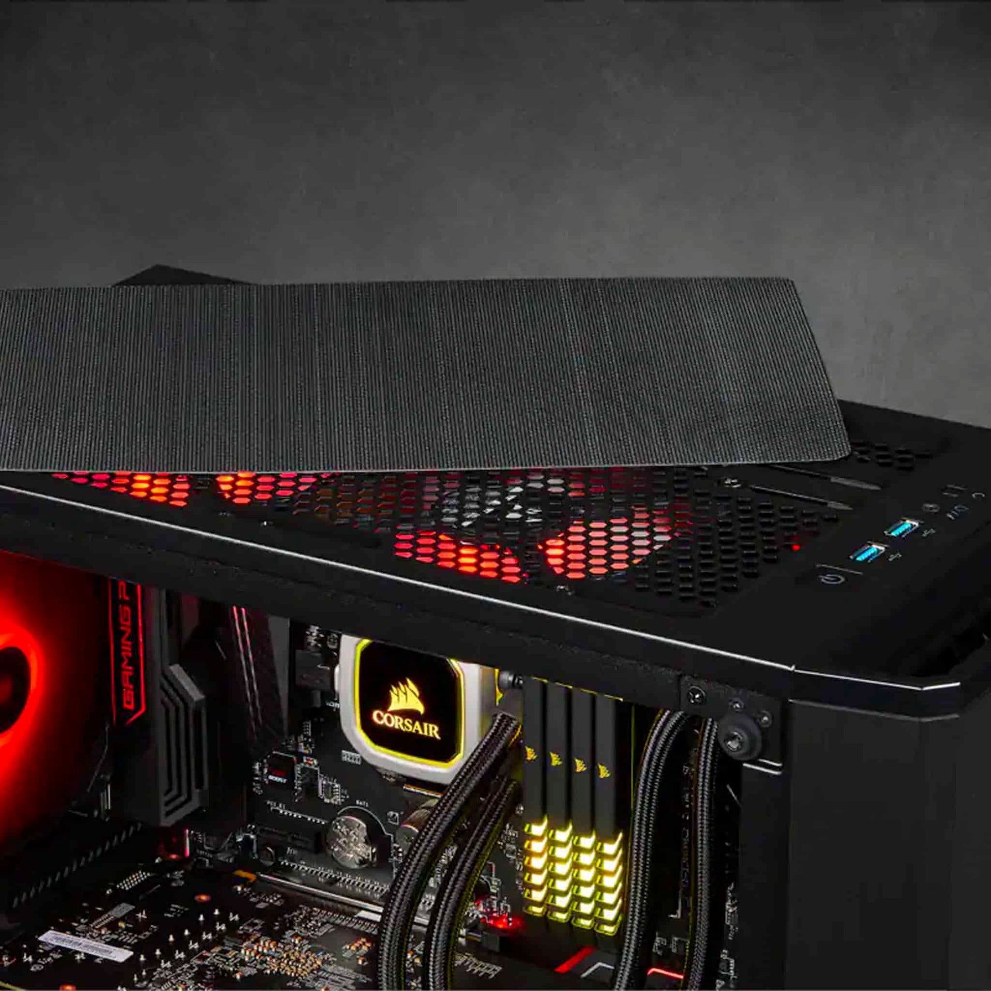 Corsair Carbide Series 175R Black RGB Tempered Glass Mid-Tower Quiet ATX Gaming Case