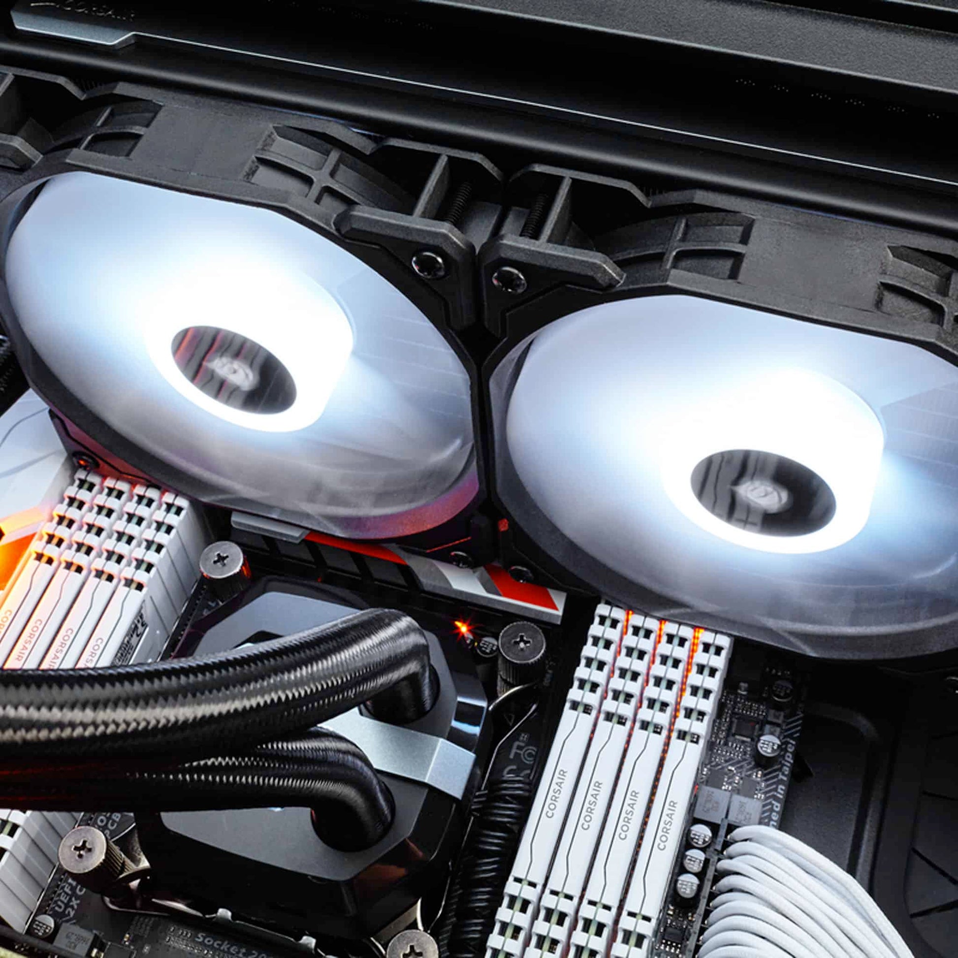 Corsair Air Series AF140 White LED 140mm Fan – 2 Pack