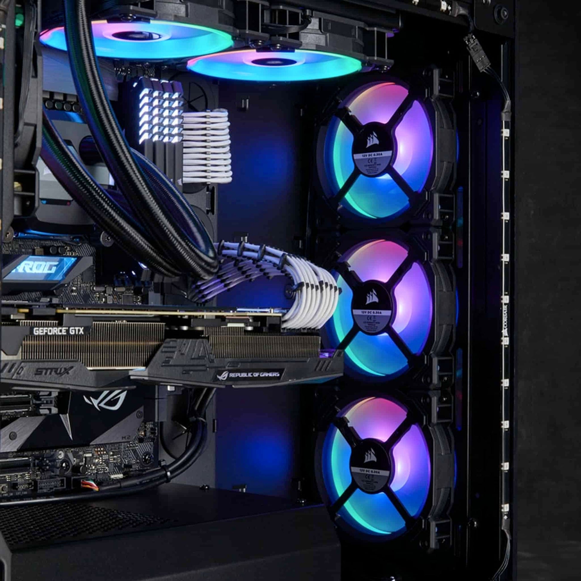 Corsair LL Series RGB Dual Light Loop RGB LED PWM Fan