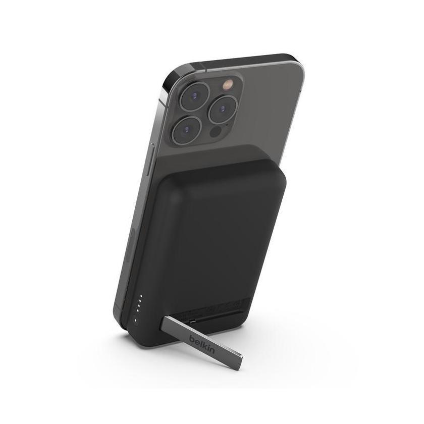 Belkin BoostCharge 5K mAh Magnetic Wireless Power Bank with USB-C Cable and Stand Black