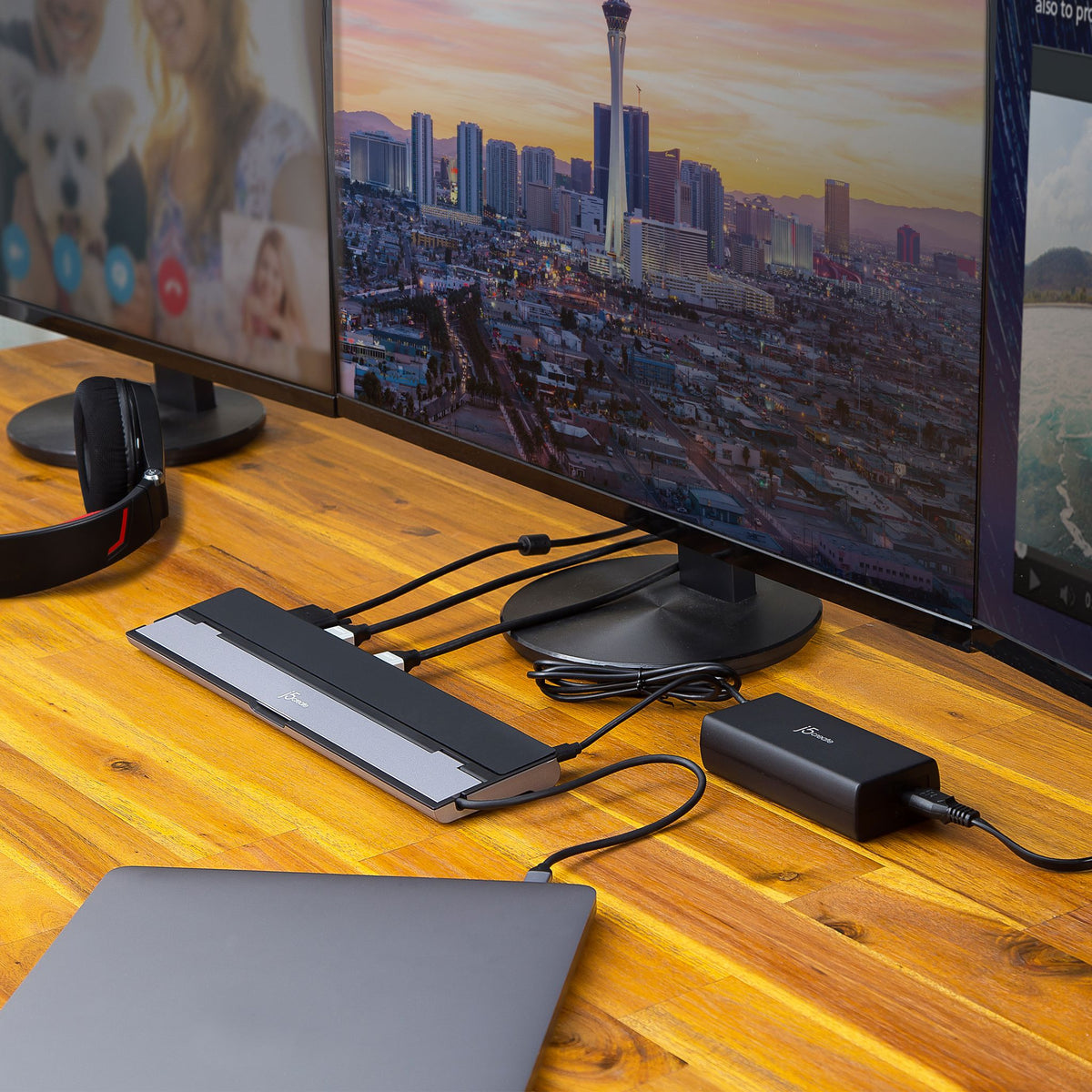 j5create USB-C Triple Display Docking Station 100W PD Adapter