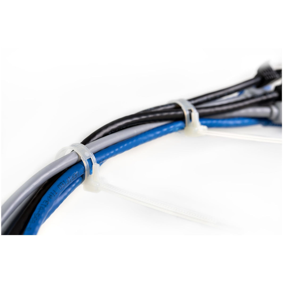 StarTech.com 100 Pack 5" White Small Reusable Nylon Cable Ties