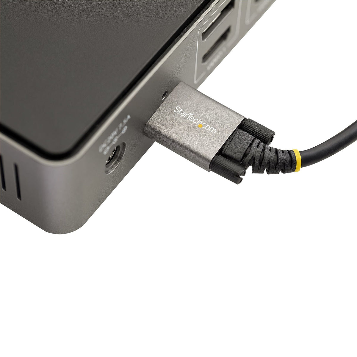 StarTech.com 50cm Side Screw Locking USB-C Cable 10Gbps 100W PD DP Alt Mode TPE