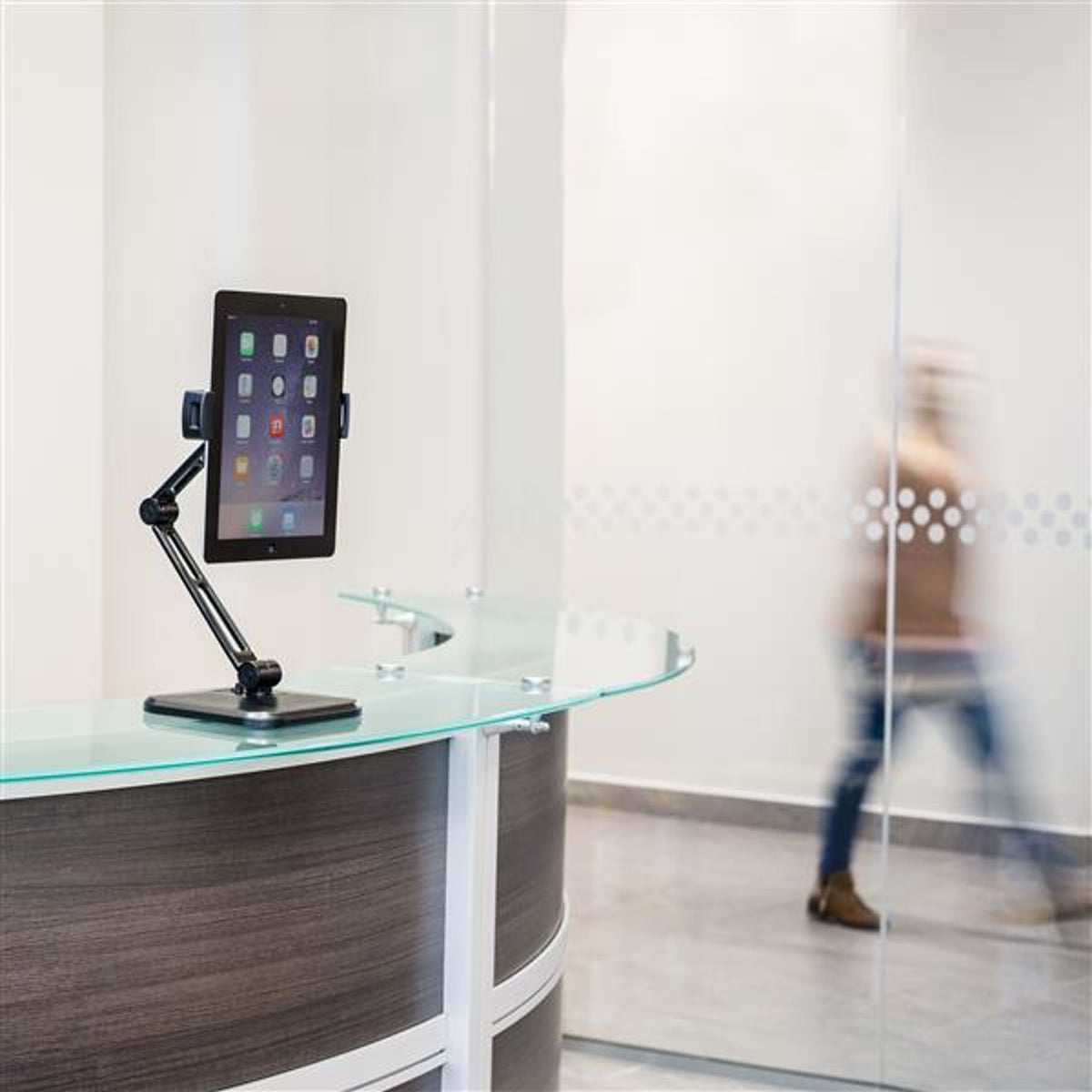 StarTech.com Adjustable Tablet Stand 4.7" to 12.9" Aluminium 11.9cm to 32.8cm