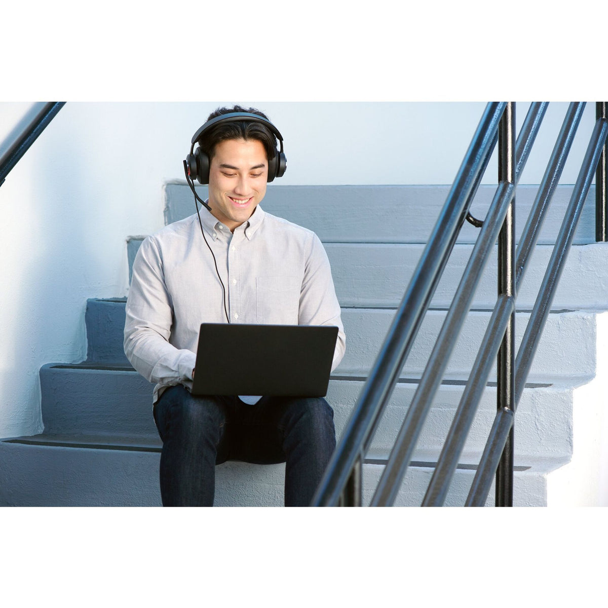 Kensington H2000 USB-C Over-Ear Headset