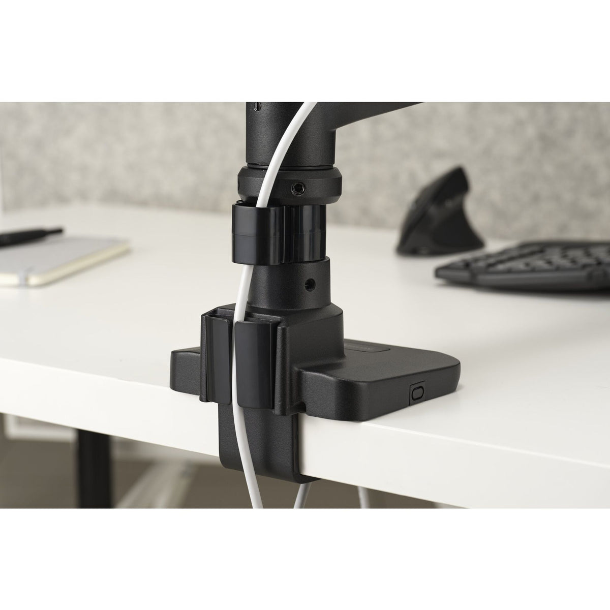Kensington SmartFit Heavy-Duty Single Monitor Arm 17-49