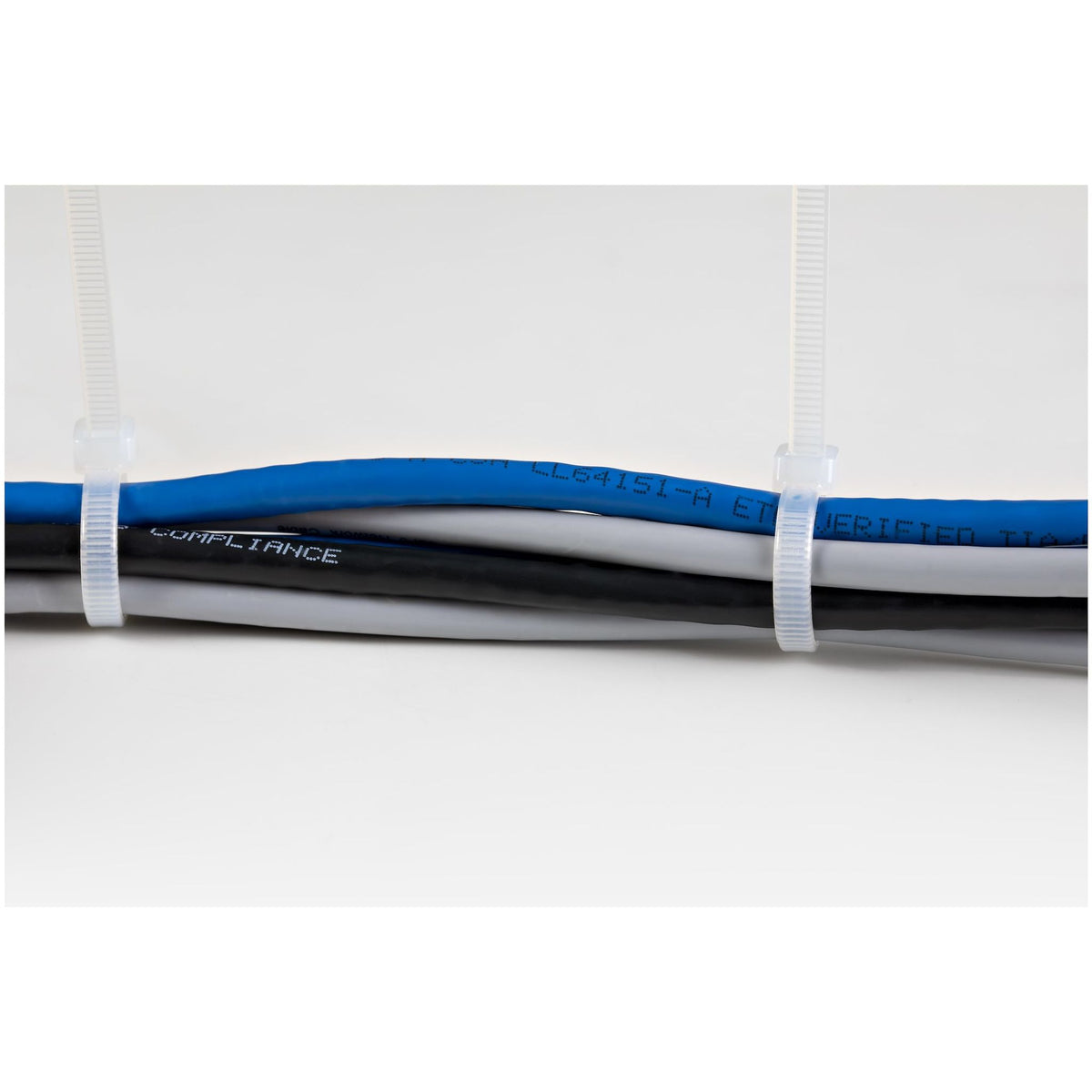 StarTech.com 1000 Pack 8" White Large Nylon Cable Ties