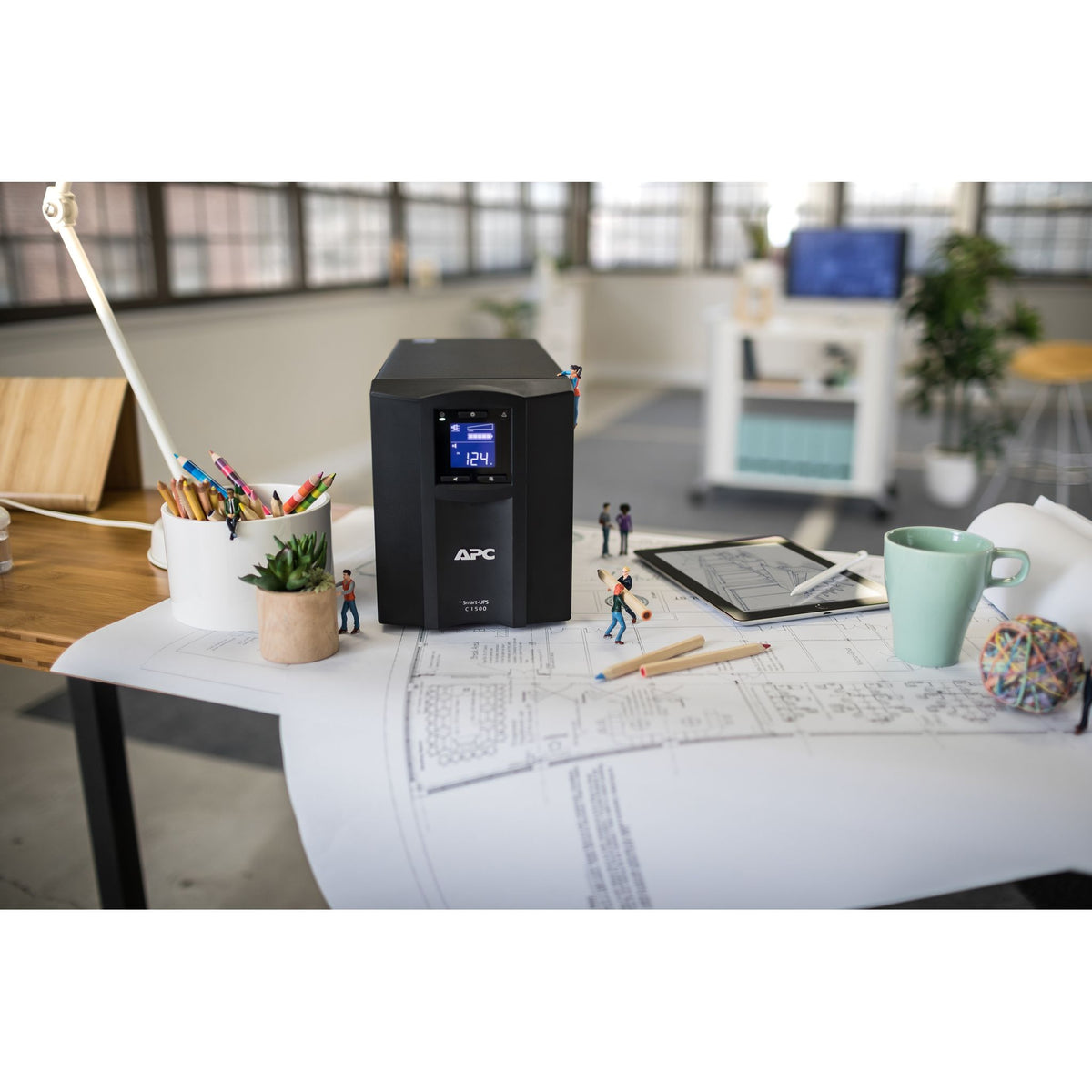 APC Smart-UPS C 1500VA Line Interactive Tower 8x IEC C13 Outlets USB Serial