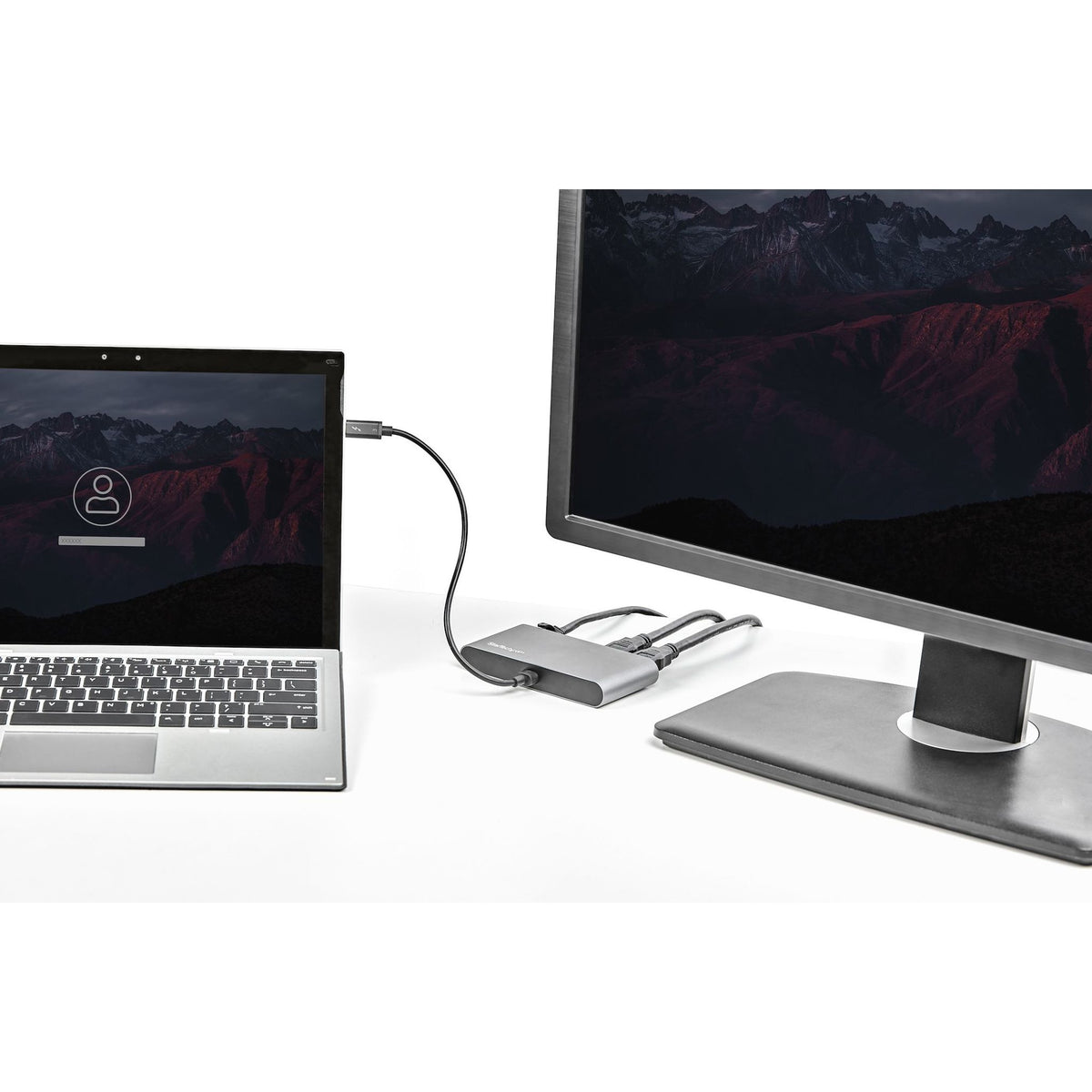 StarTech.com Thunderbolt 3 Docking Station for Notebook - Black Silver