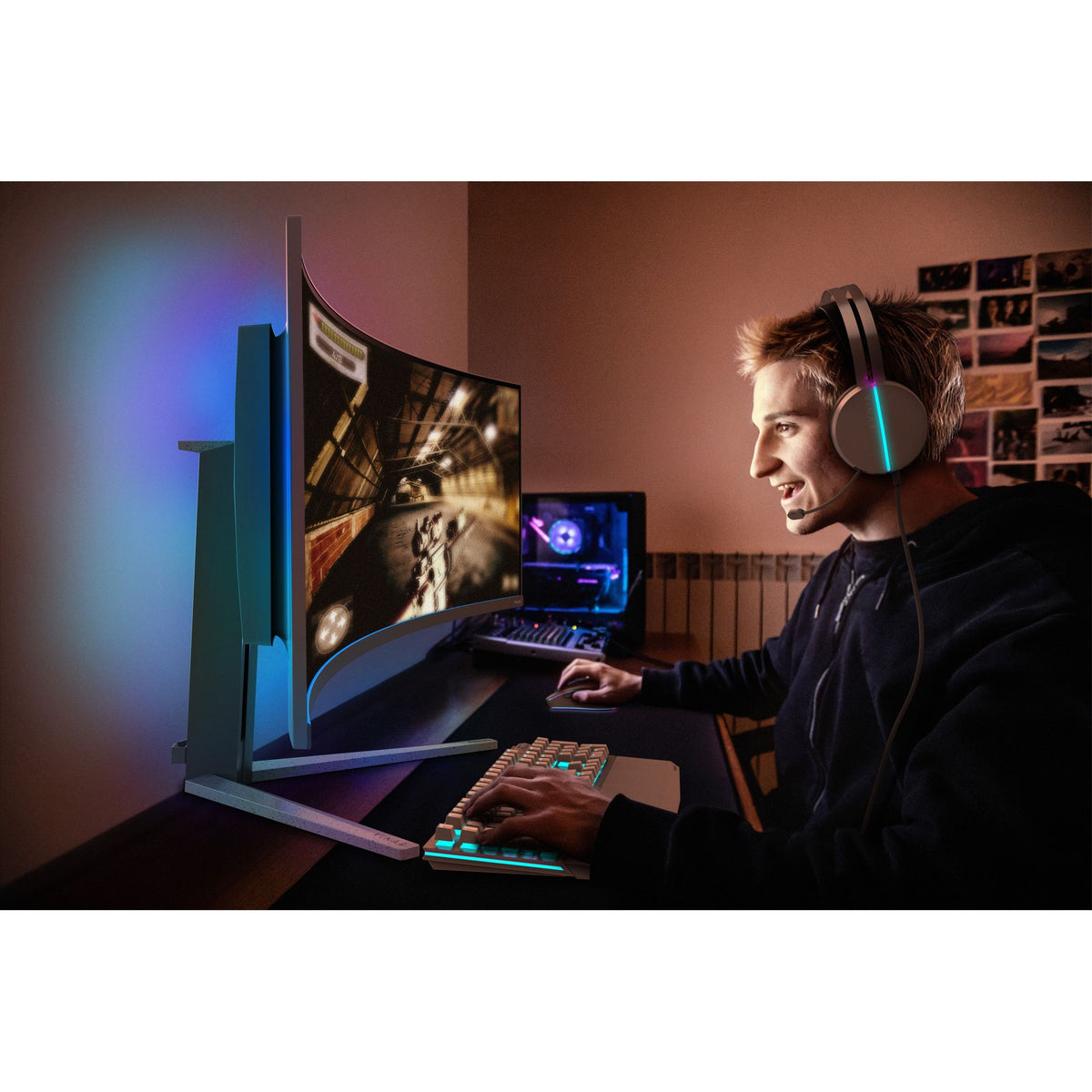 Philips Evnia 49M2C8900L 49" 144Hz Curved QD-OLED Gaming Monitor AmbiGlow