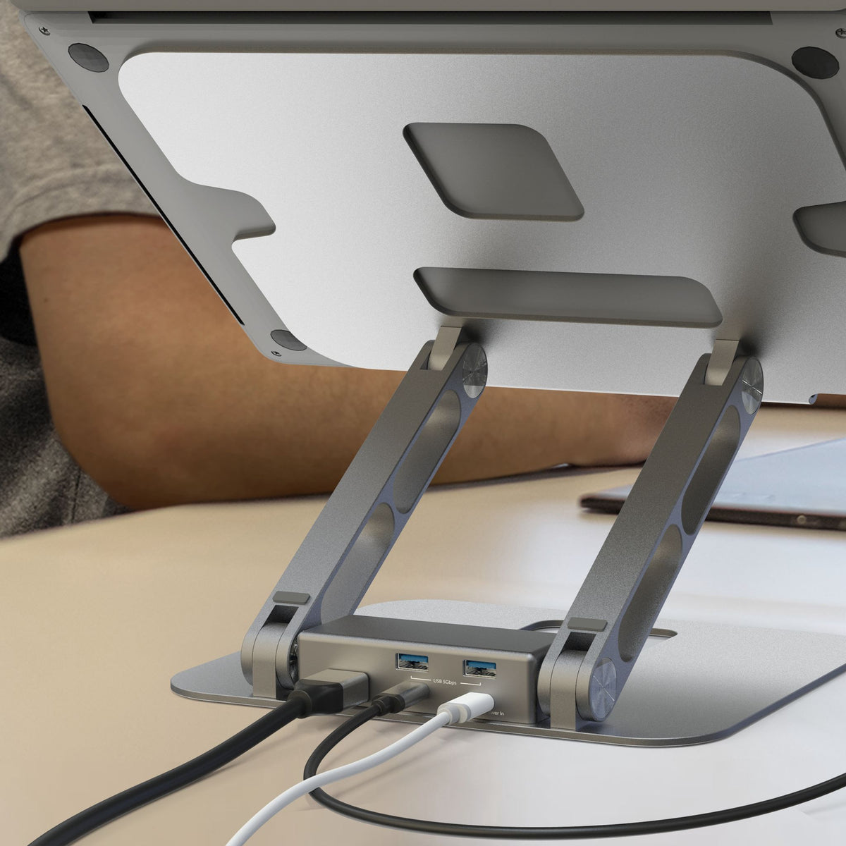 j5create JTS327 USB Type C Docking Station for Tablet PC Notebook - Charging