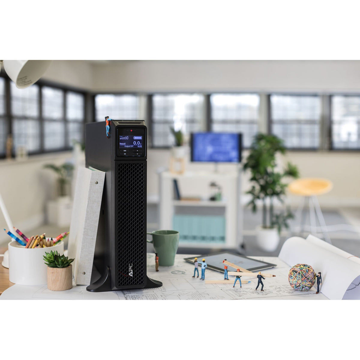 APC Smart-UPS On-Line 2200VA Tower 230V 8x C13+2x C19 IEC Outlets SmartSlot